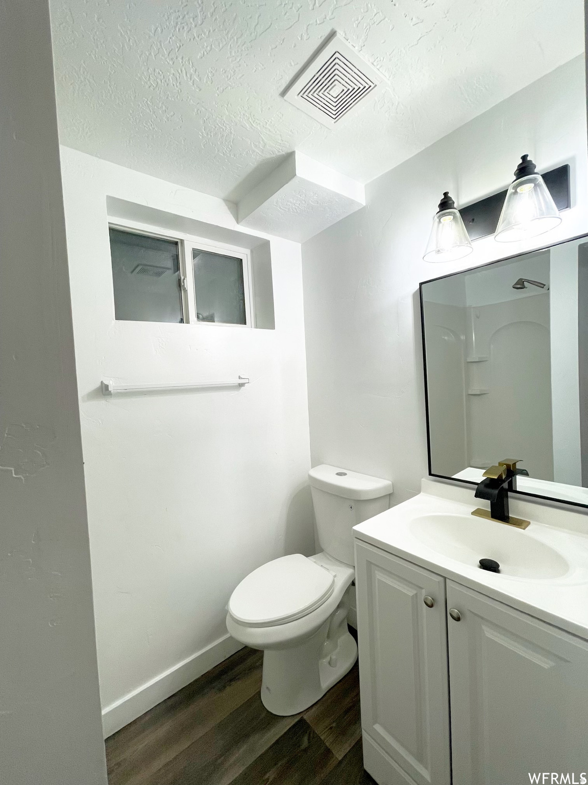 ANGLE VIEW S - Residential