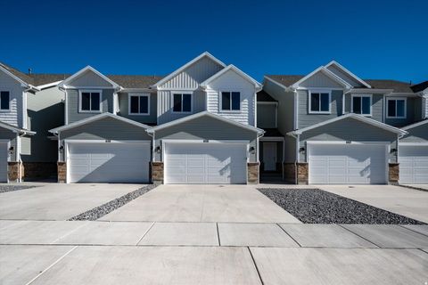 Tiny photo for 657 S 85 E #33, Smithfield, UT 84335 (MLS # 2126462)