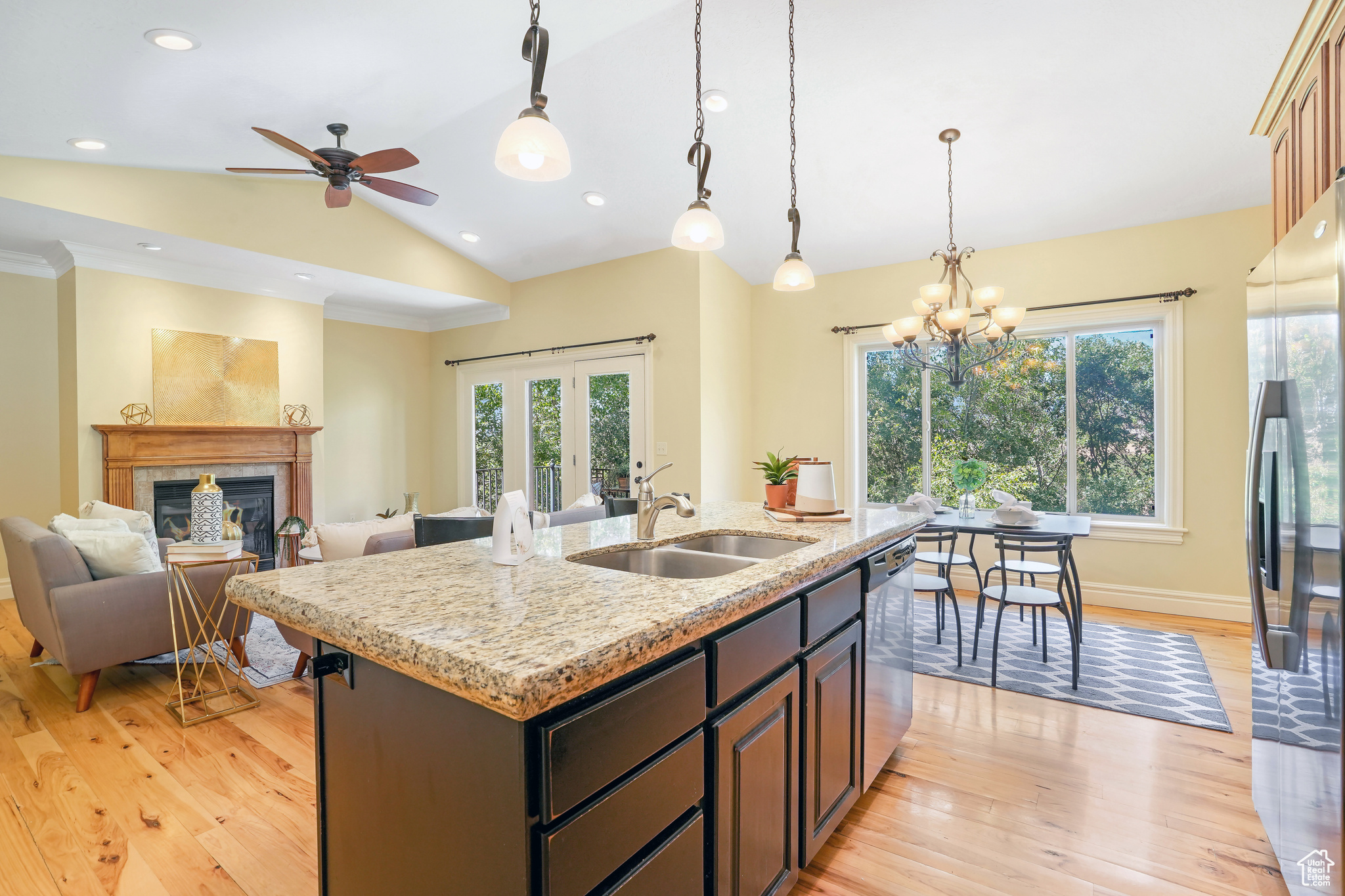 1429 E Chateau Ridge Way, Sandy, Utah image 12