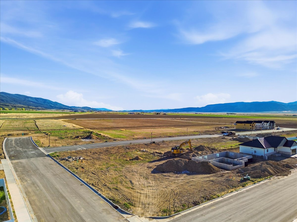 ESTATES AT EPHRAIM CROSSING - Land