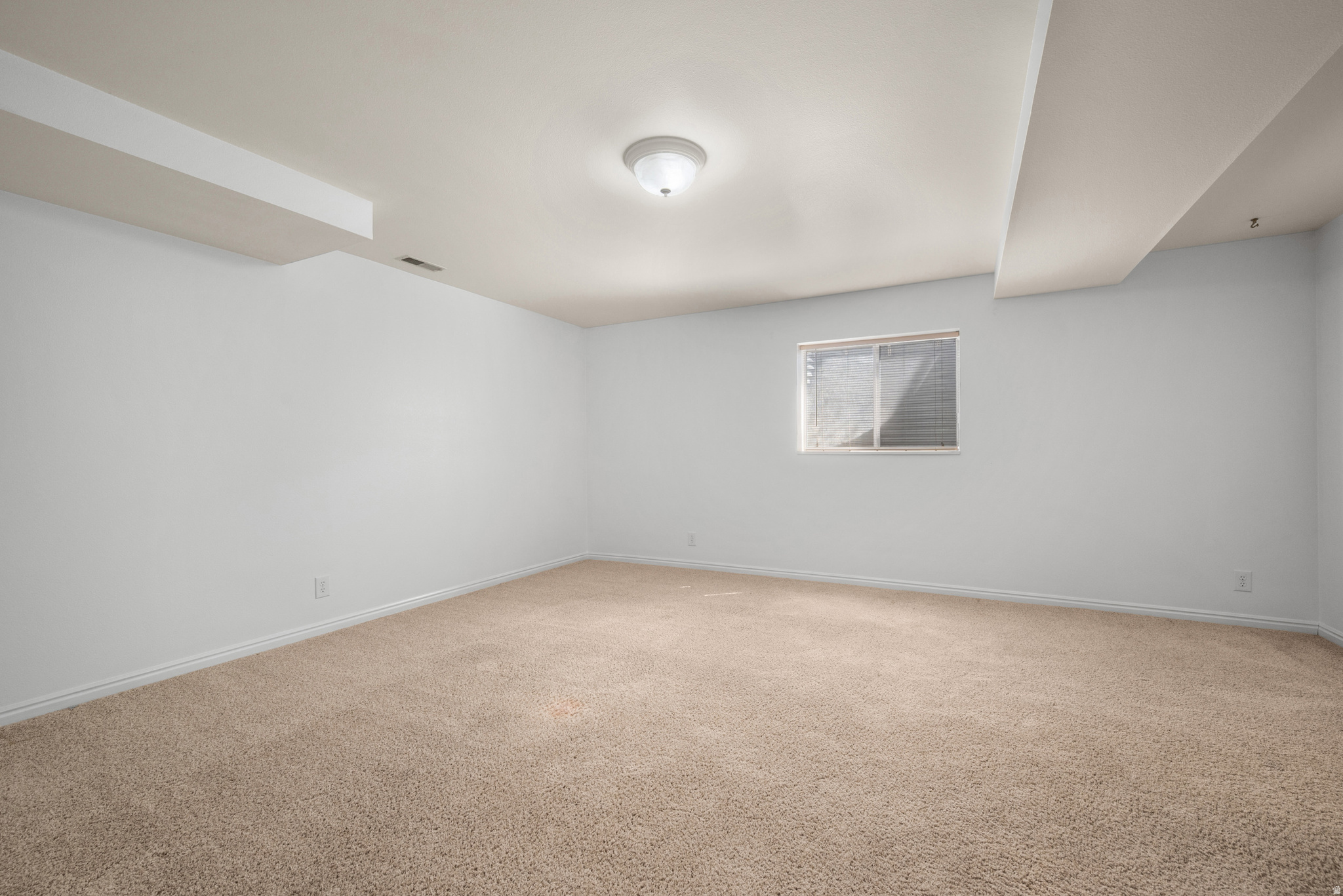 LAKECREST - Residential Income