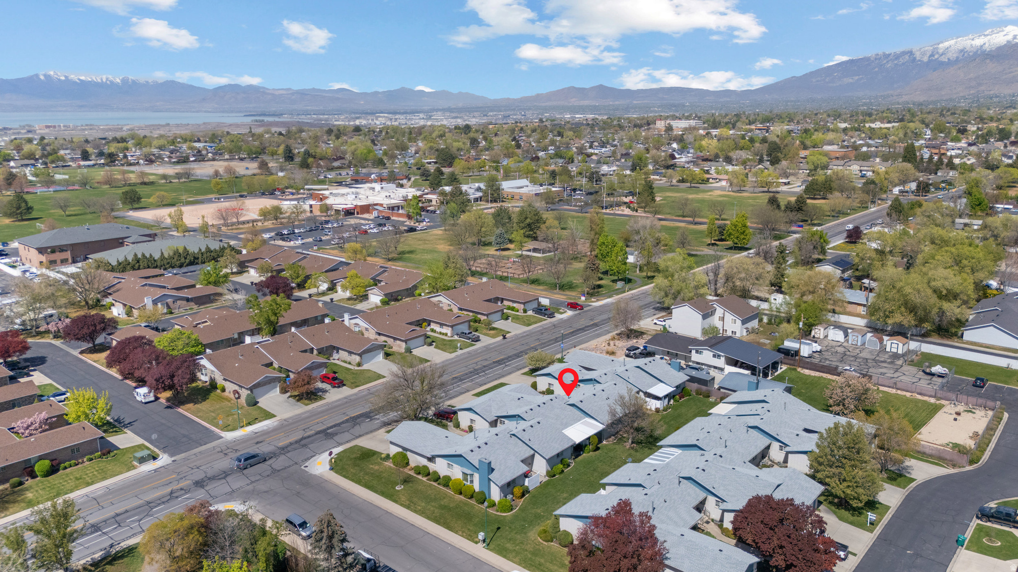 LAKECREST - Residential Income