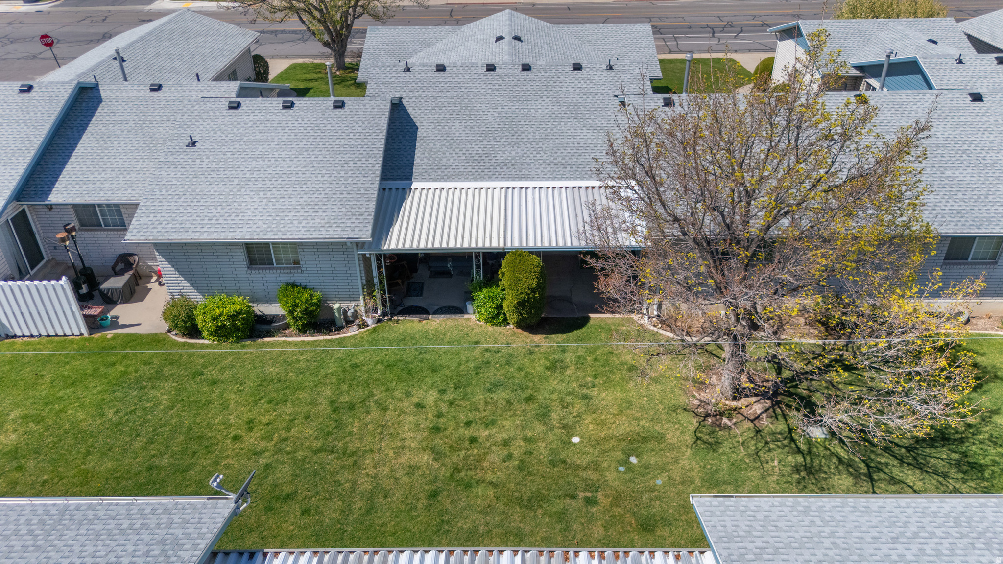 LAKECREST - Residential Income