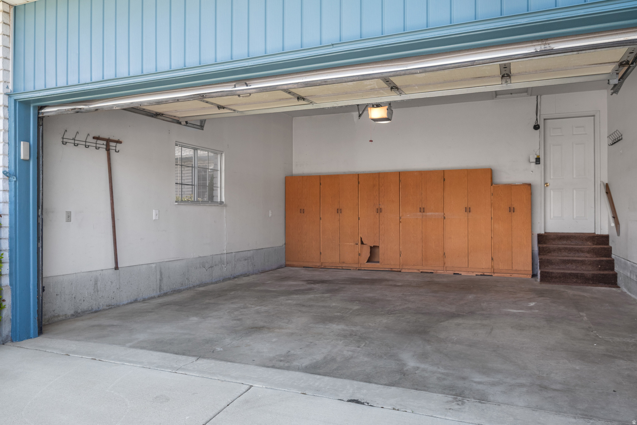 LAKECREST - Residential Income