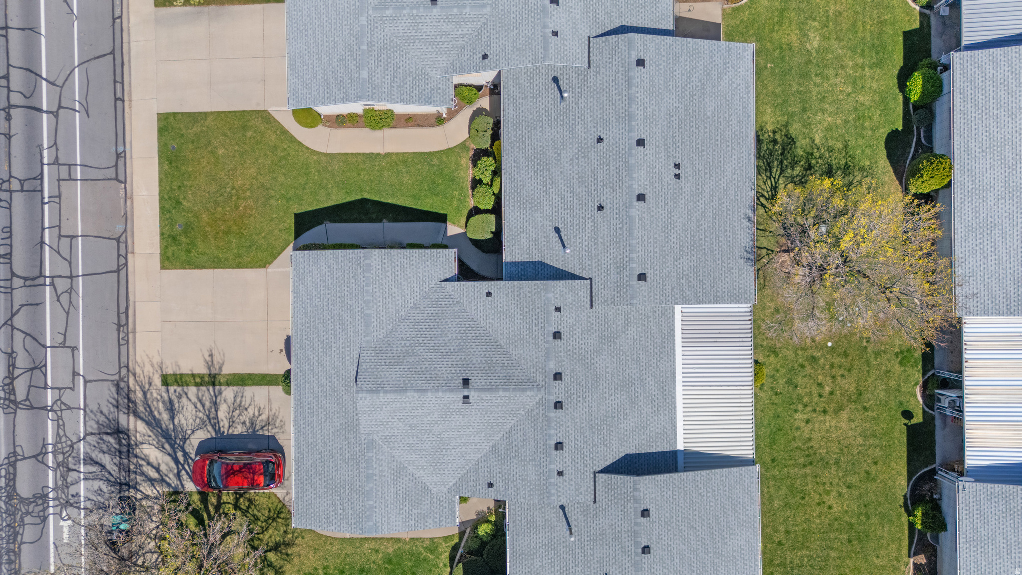 LAKECREST - Residential Income