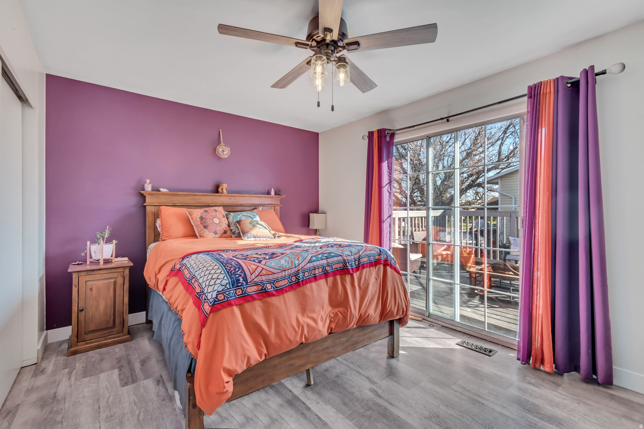 WESTERN HILLS - Residential