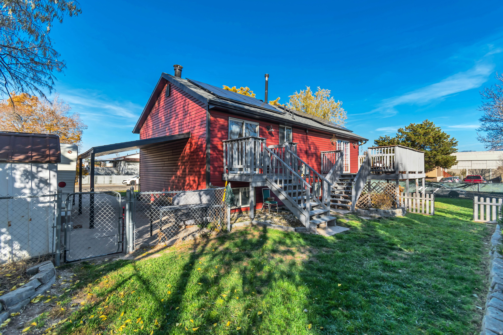 WESTERN HILLS - Residential