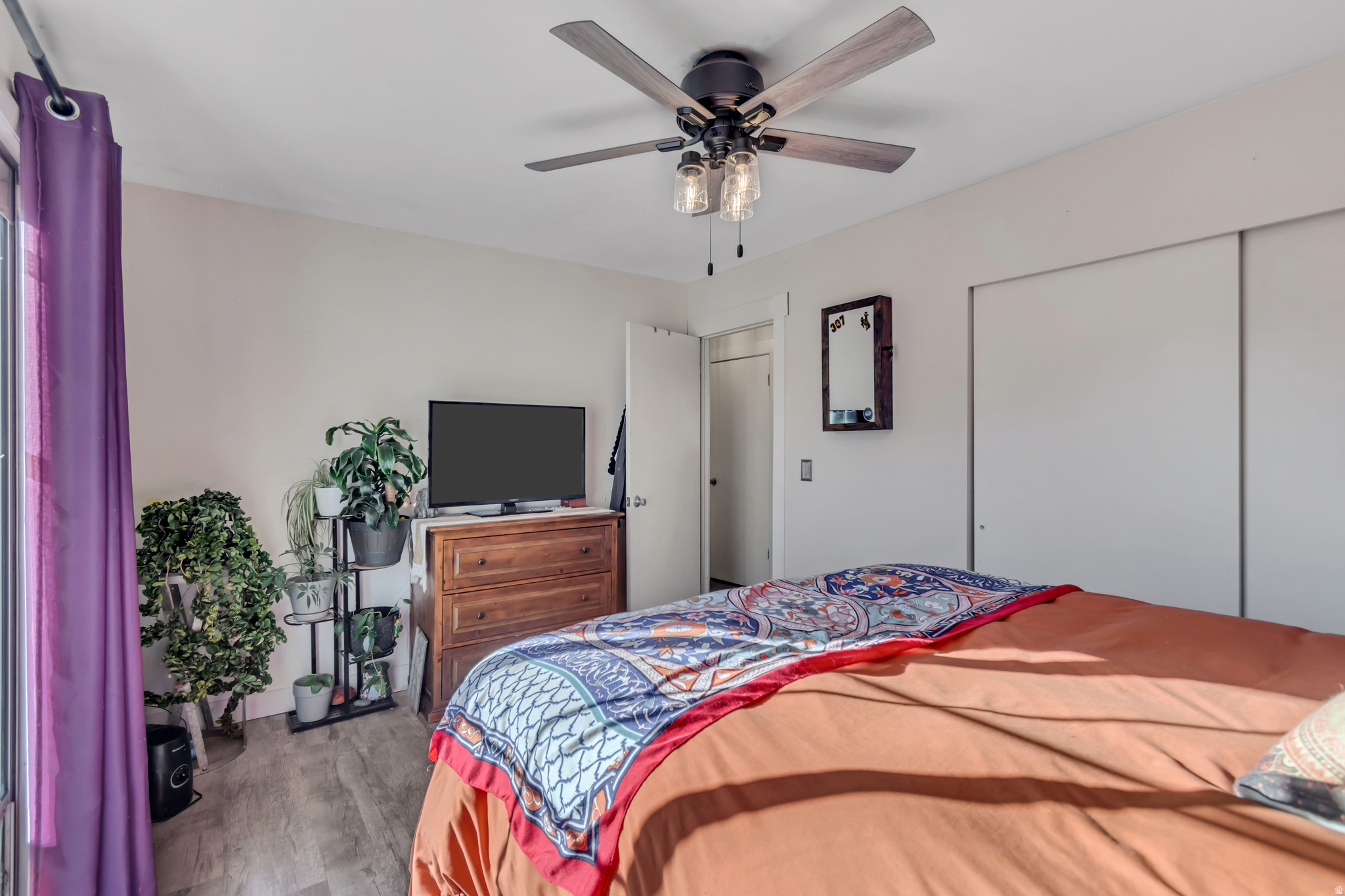 WESTERN HILLS - Residential