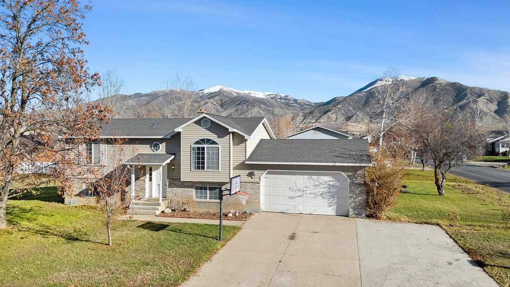 Photo of 2680 S 600 W, Nibley, UT 84321 (MLS # 2124944)