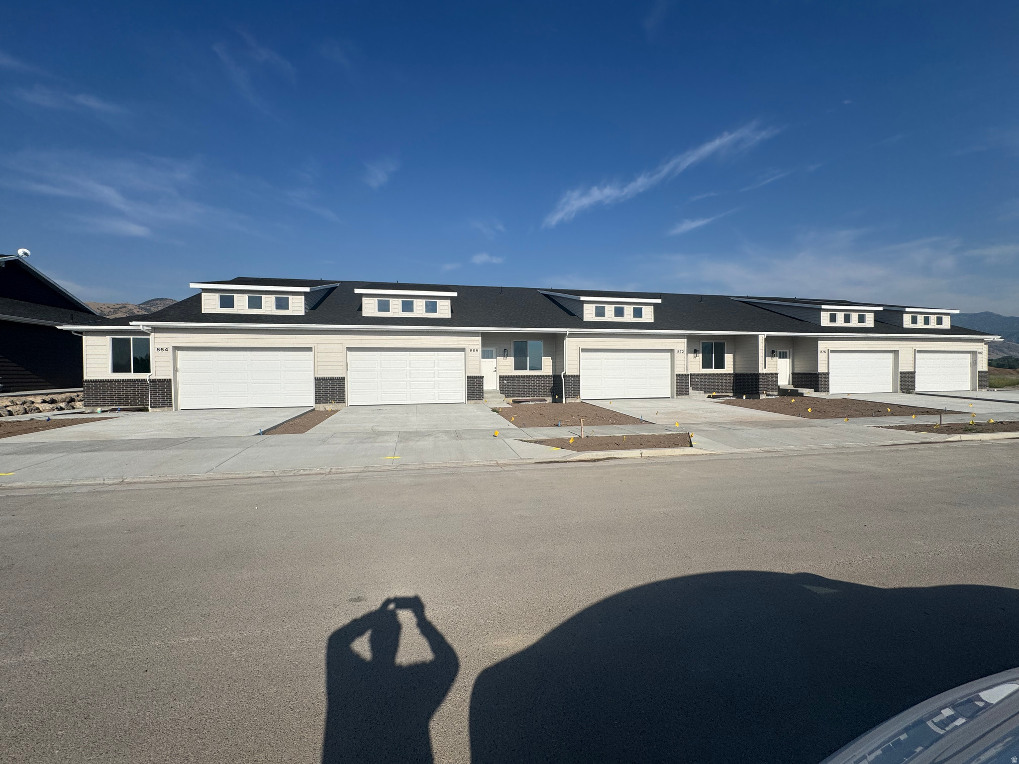 THE MEADOWS - Residential Lease