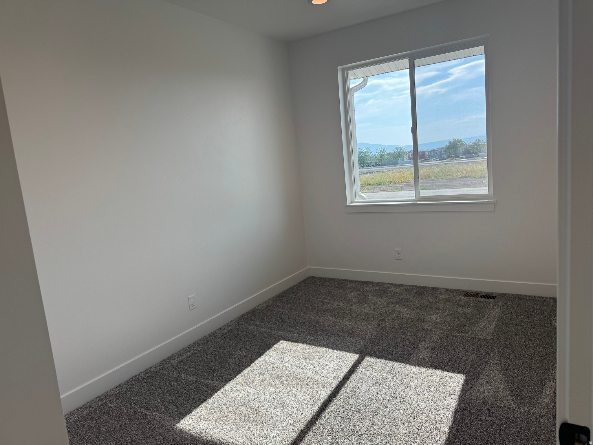 THE MEADOWS - Residential Lease