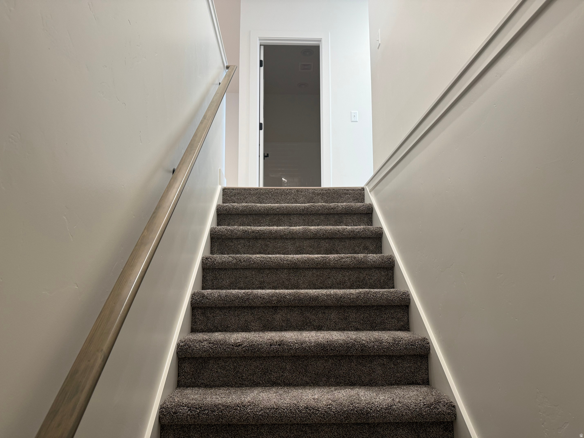 THE MEADOWS - Residential Lease