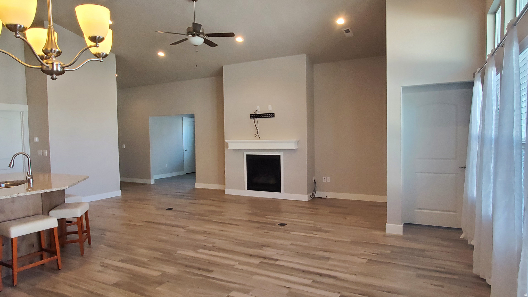 TOWN POINT - Residential