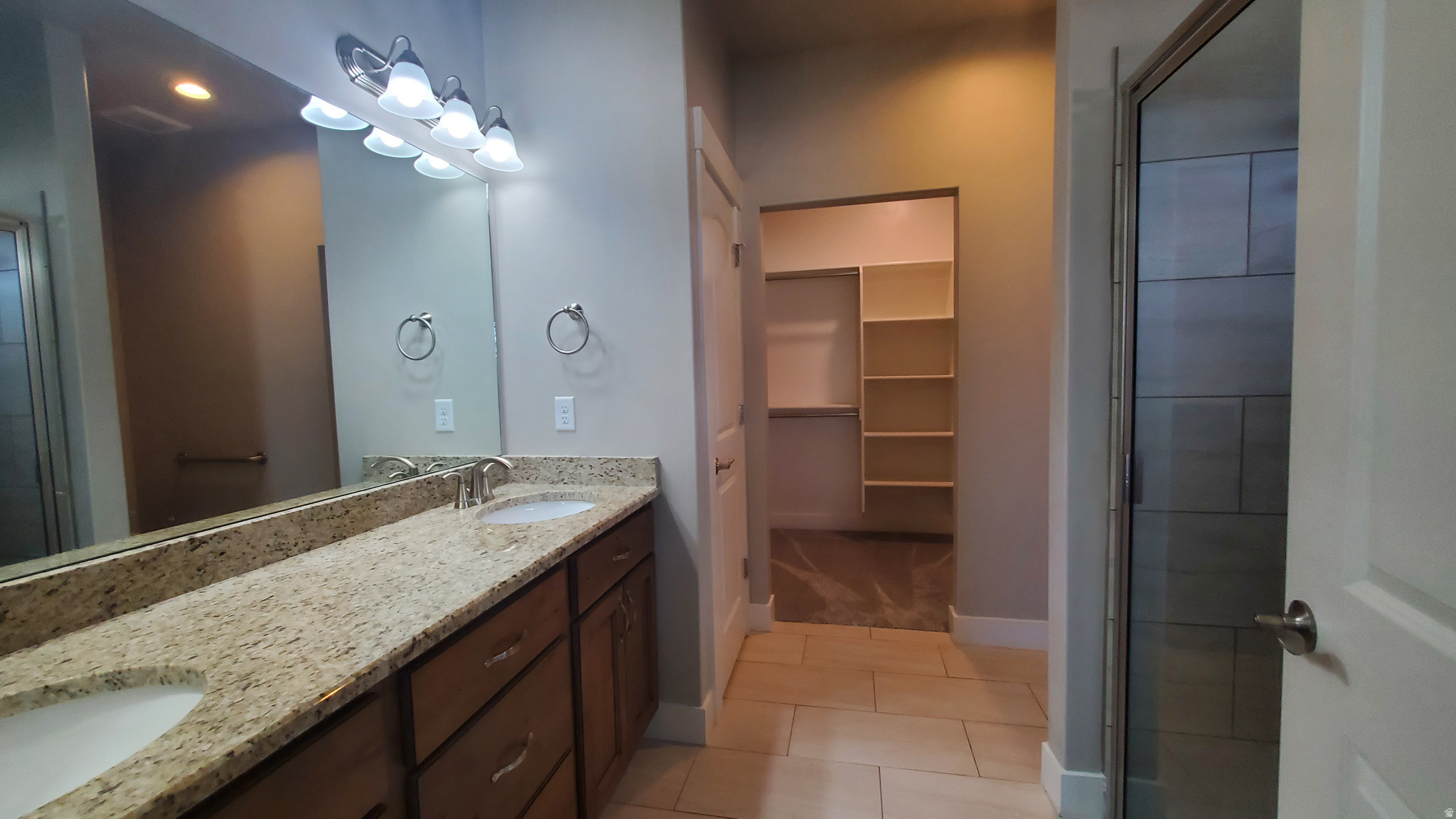 TOWN POINT - Residential