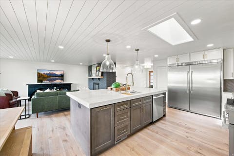 Tiny photo for 1970 E CURTIS DR, Cottonwood Heights, UT 84121 (MLS # 2180418)