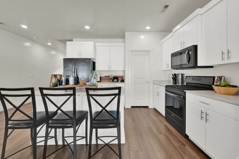Tiny photo for 352 E 1850 N #8, North Ogden, UT 84414 (MLS # 2185650)