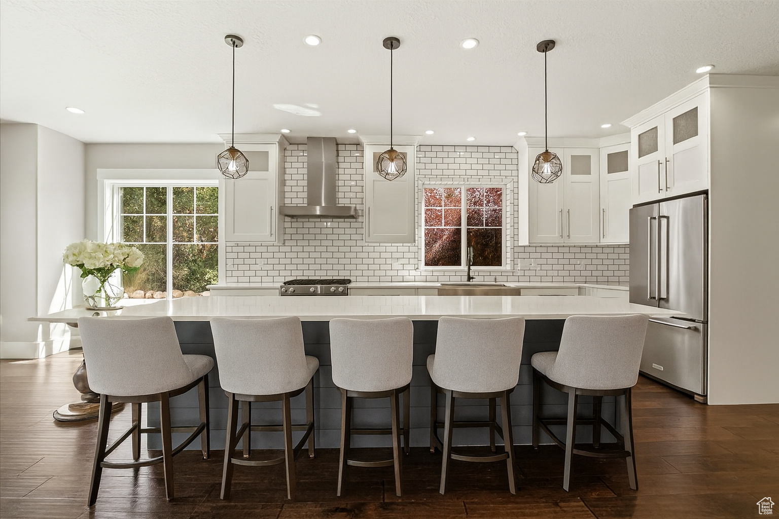 COUNTRY VIEW - Residential