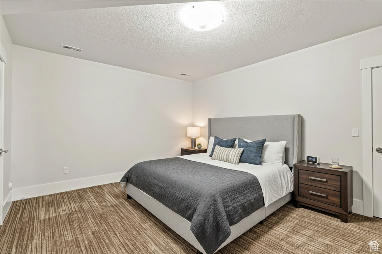 COUNTRY VIEW - Residential