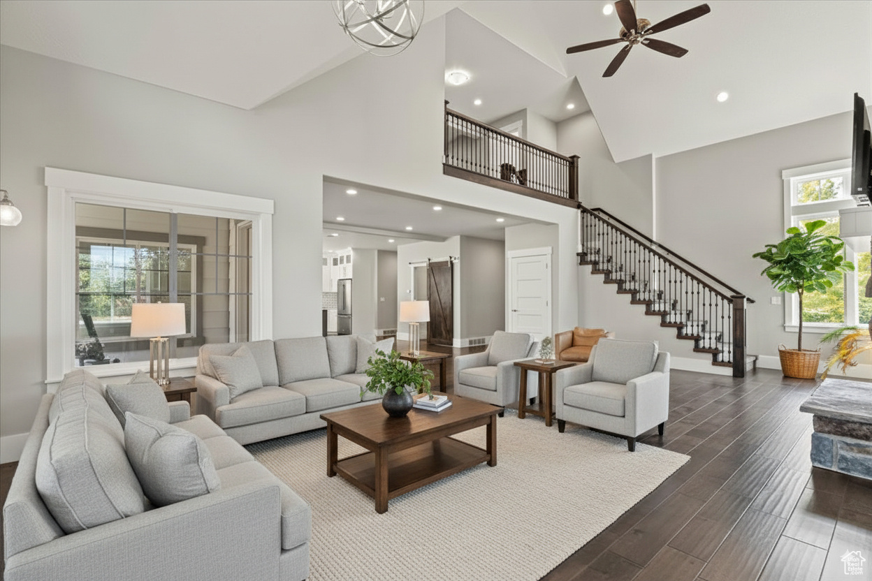 COUNTRY VIEW - Residential