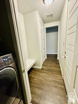 THOROUGHBRED CROSSING - Residential