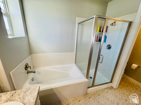 THOROUGHBRED CROSSING - Residential