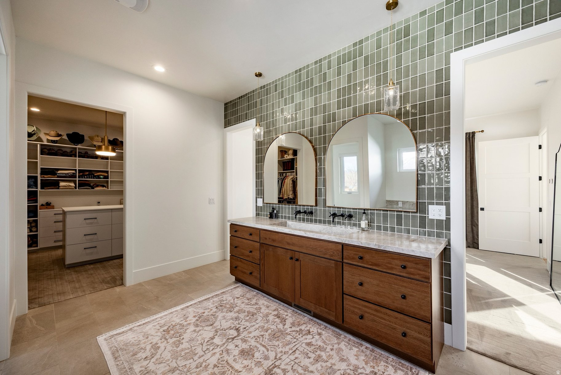 HHC HIGHLAND - Residential