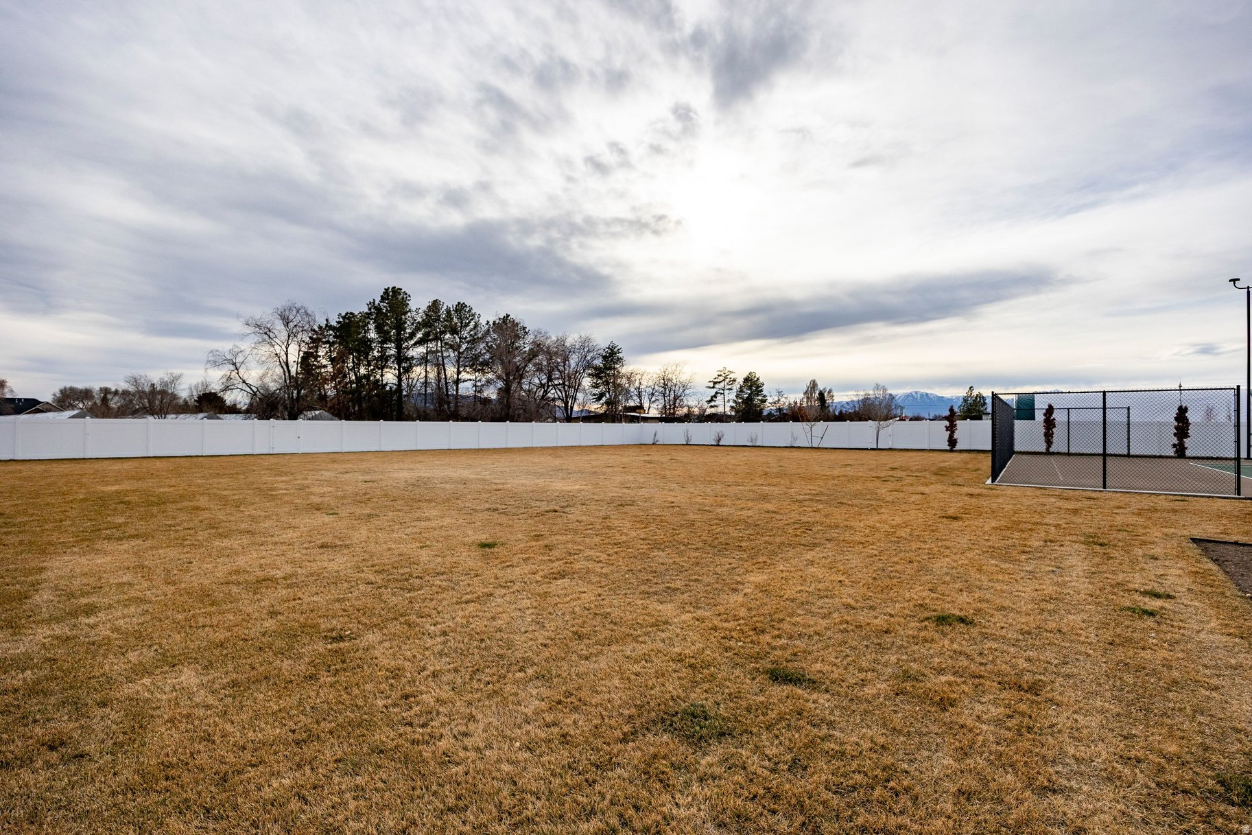 HHC HIGHLAND - Residential