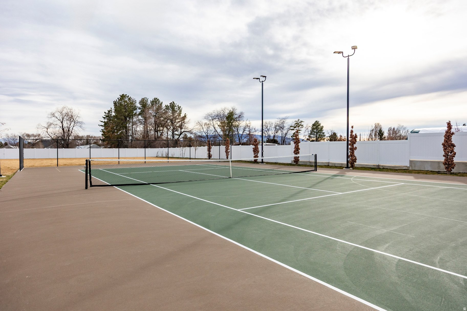 HHC HIGHLAND - Residential