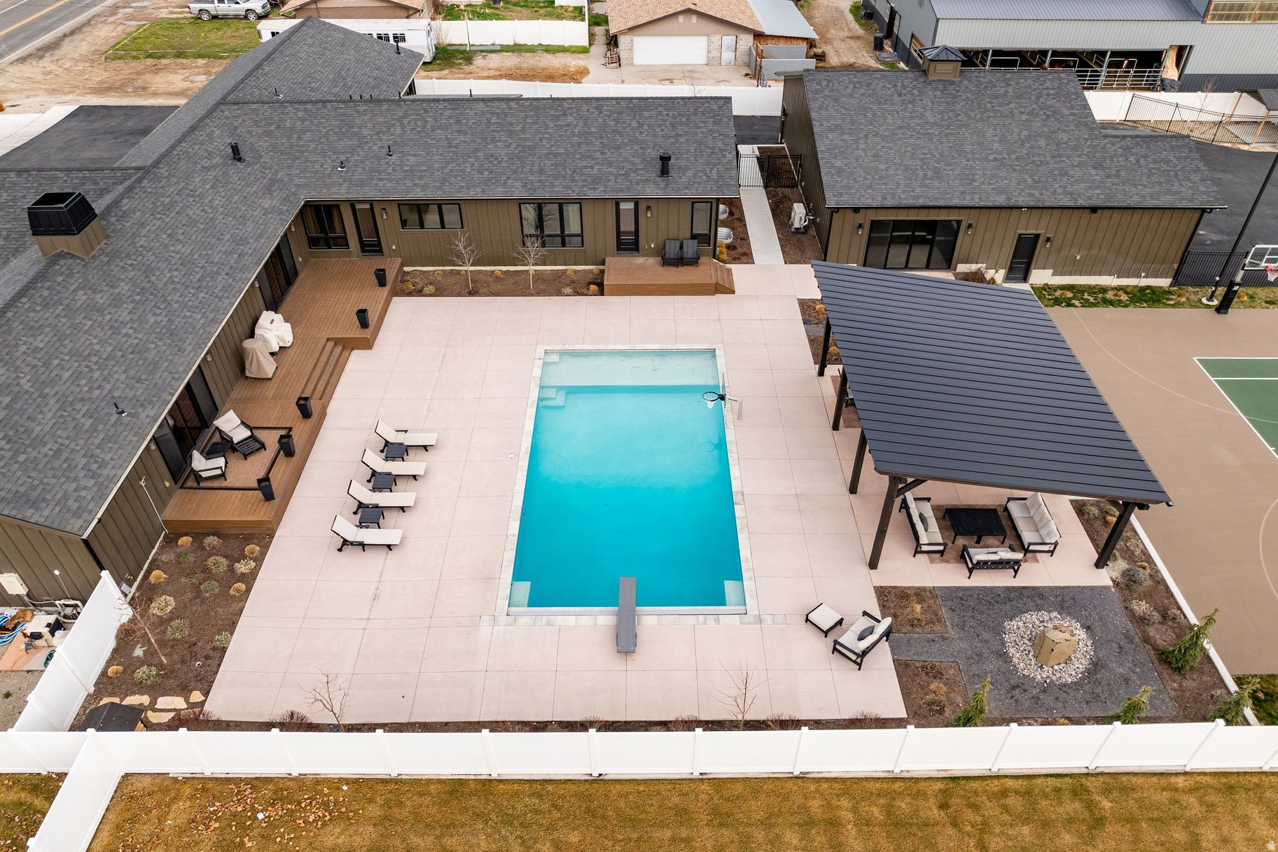 HHC HIGHLAND - Residential