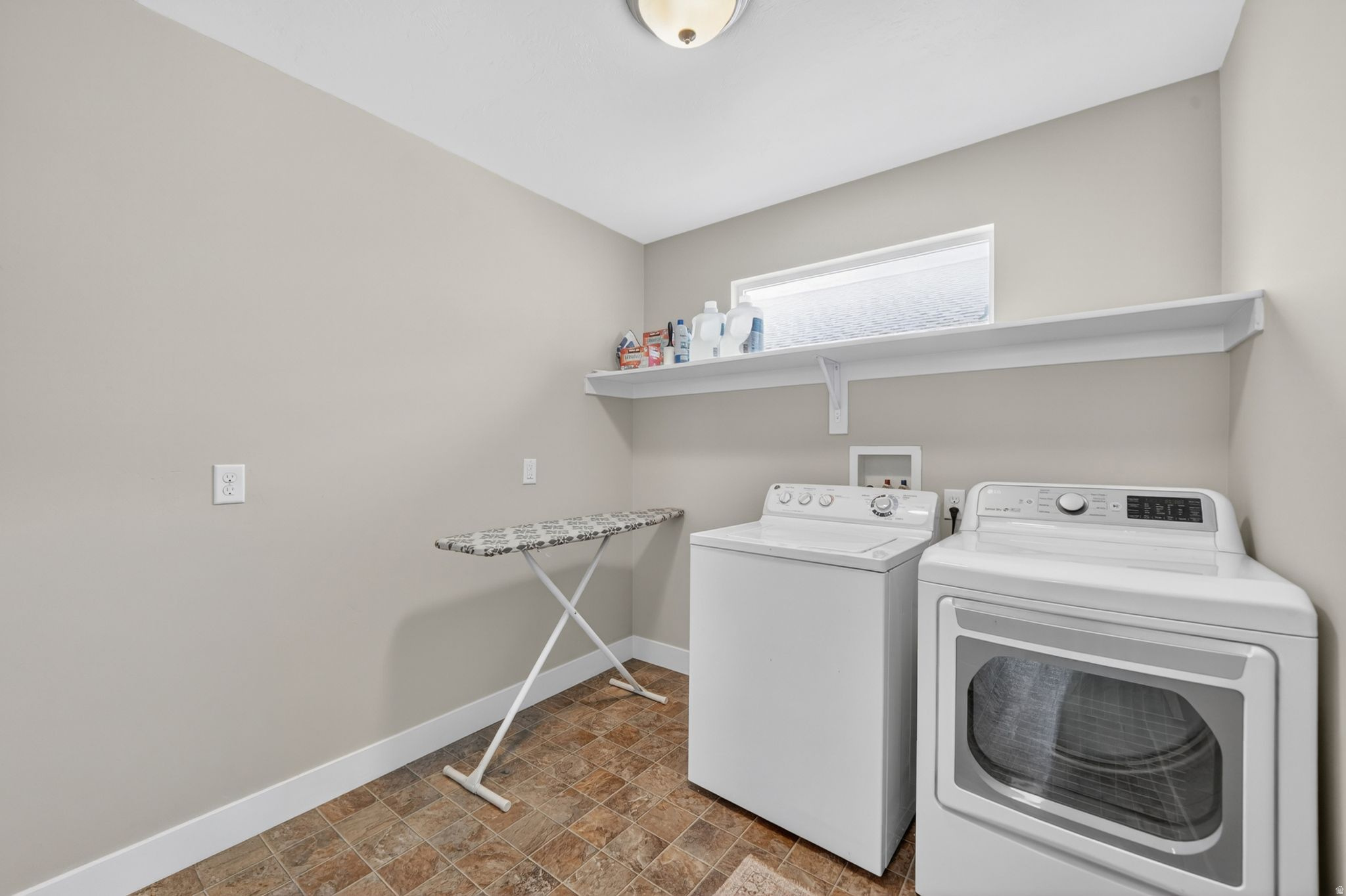INDEPENDENCE AT THE - Residential