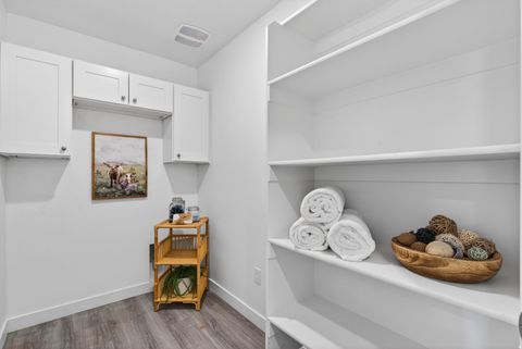 Tiny photo for 563 N WILLOW SPRINGS AVE W, Lehi, UT 84048 (MLS # 2150135)