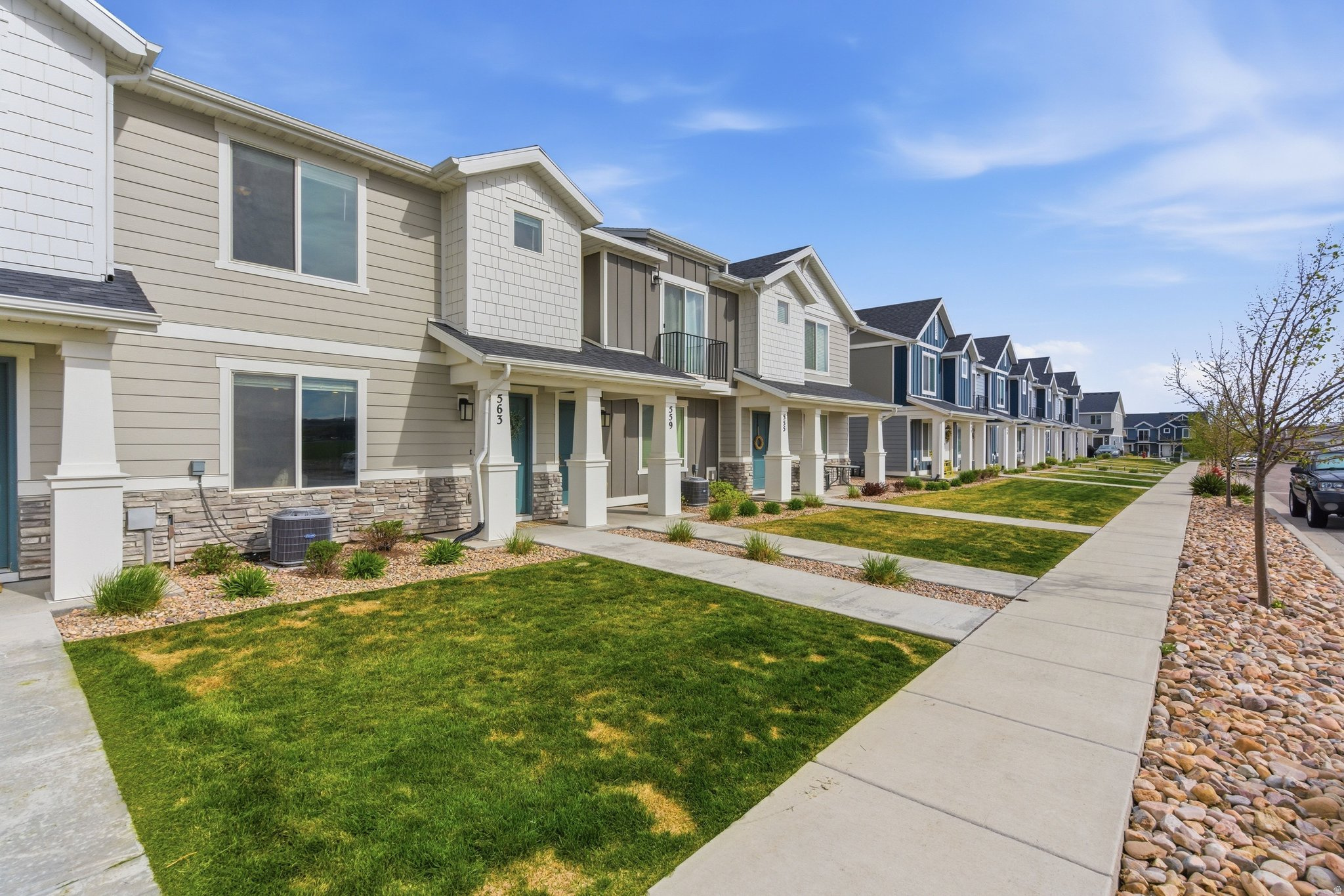 SPRING RANCH - Residential