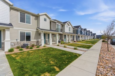 Tiny photo for 563 N WILLOW SPRINGS AVE W, Lehi, UT 84048 (MLS # 2150135)