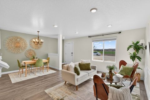 Tiny photo for 563 N WILLOW SPRINGS AVE W, Lehi, UT 84048 (MLS # 2150135)