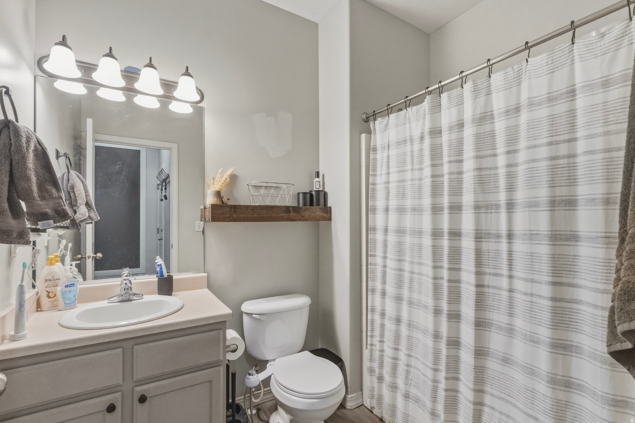 ESTATES AT ROSE CREEK - Residential