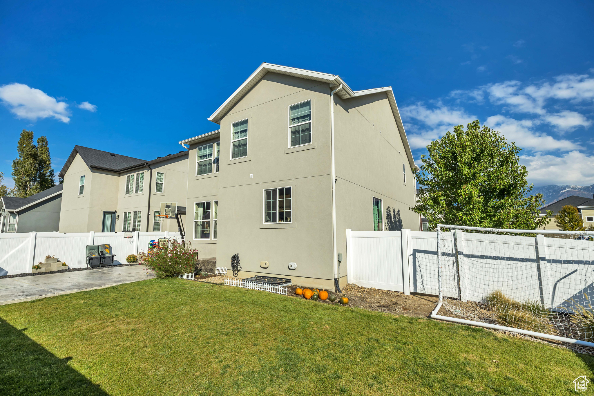 BINGHAM COURT - Residential