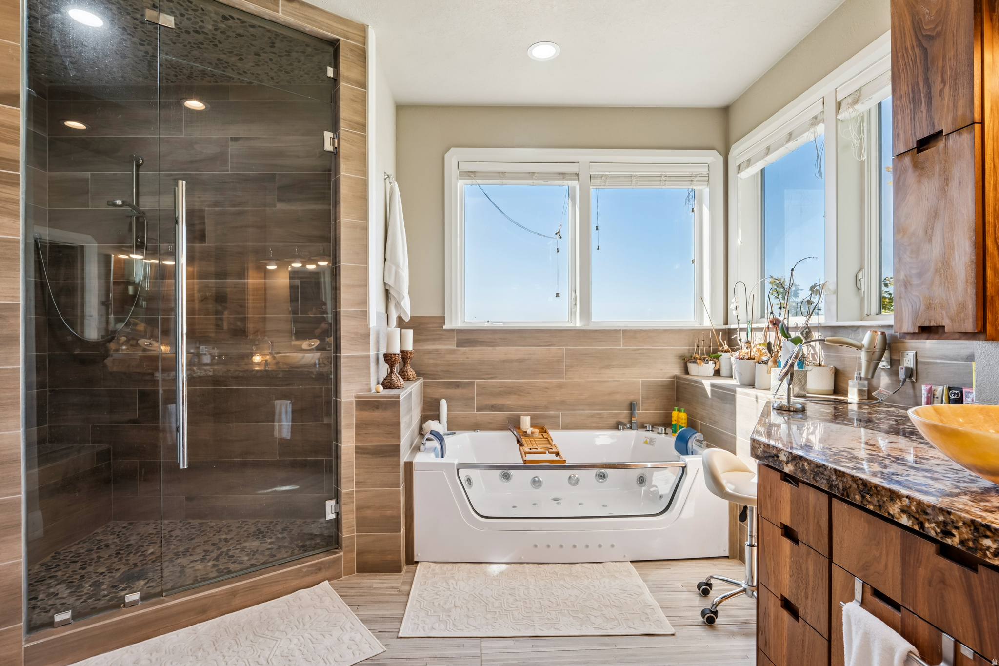 DORCHESTER POINTE PLAT A PUD - Residential