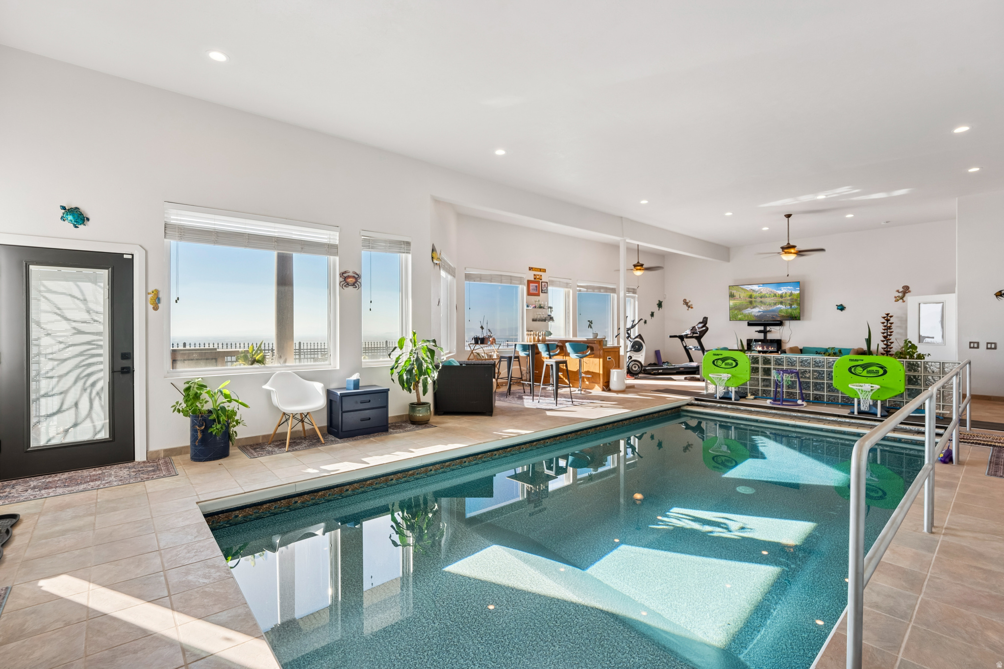 DORCHESTER POINTE PLAT A PUD - Residential