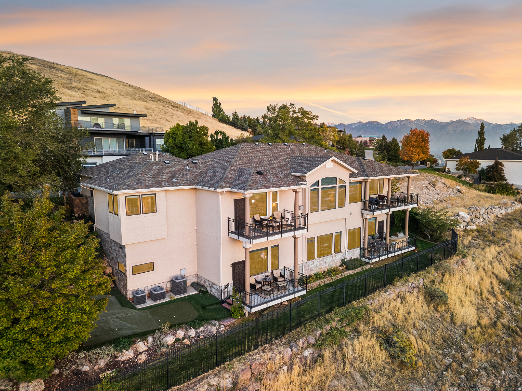 DORCHESTER POINTE PLAT A PUD - Residential