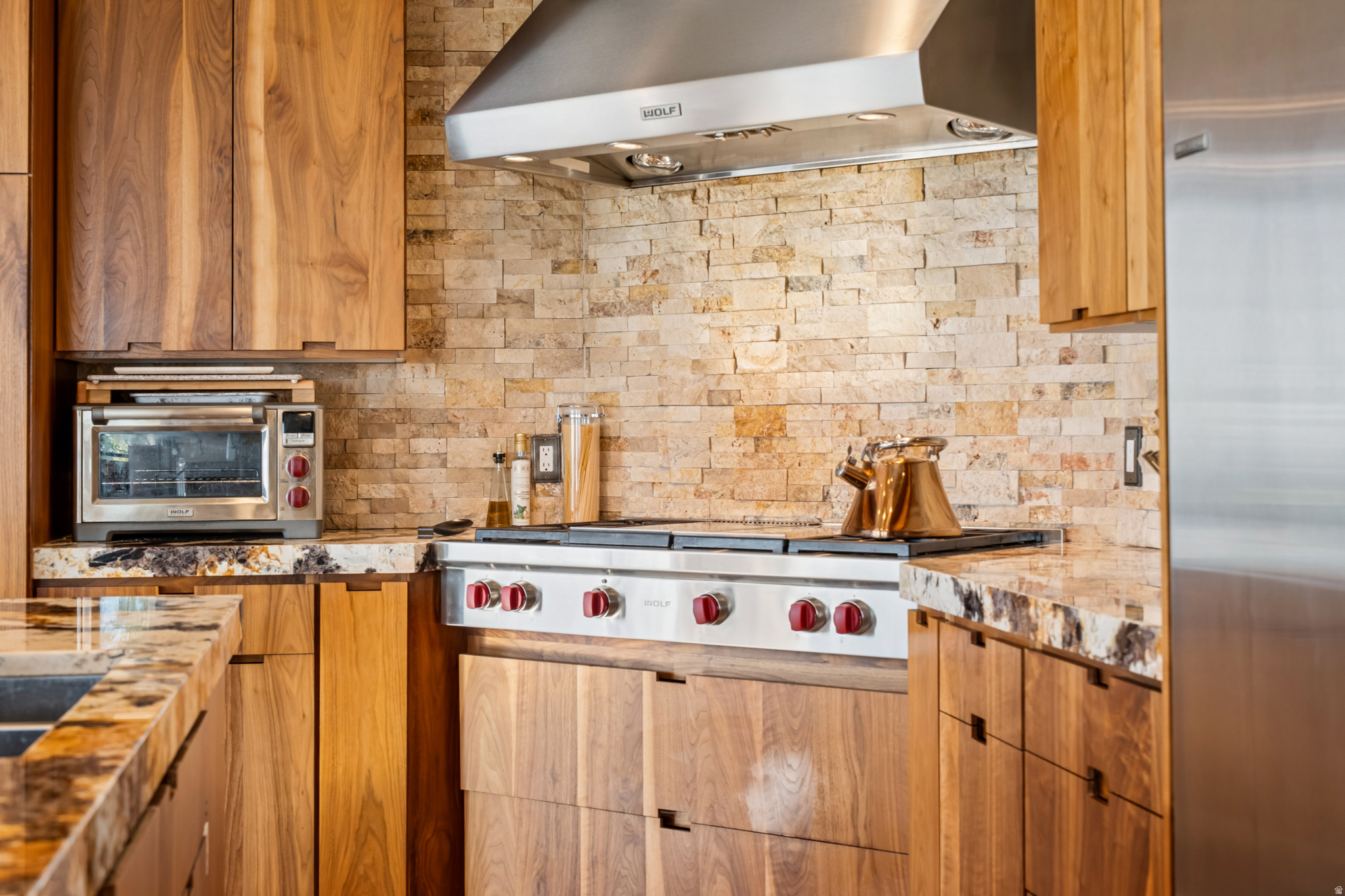 DORCHESTER POINTE PLAT A PUD - Residential