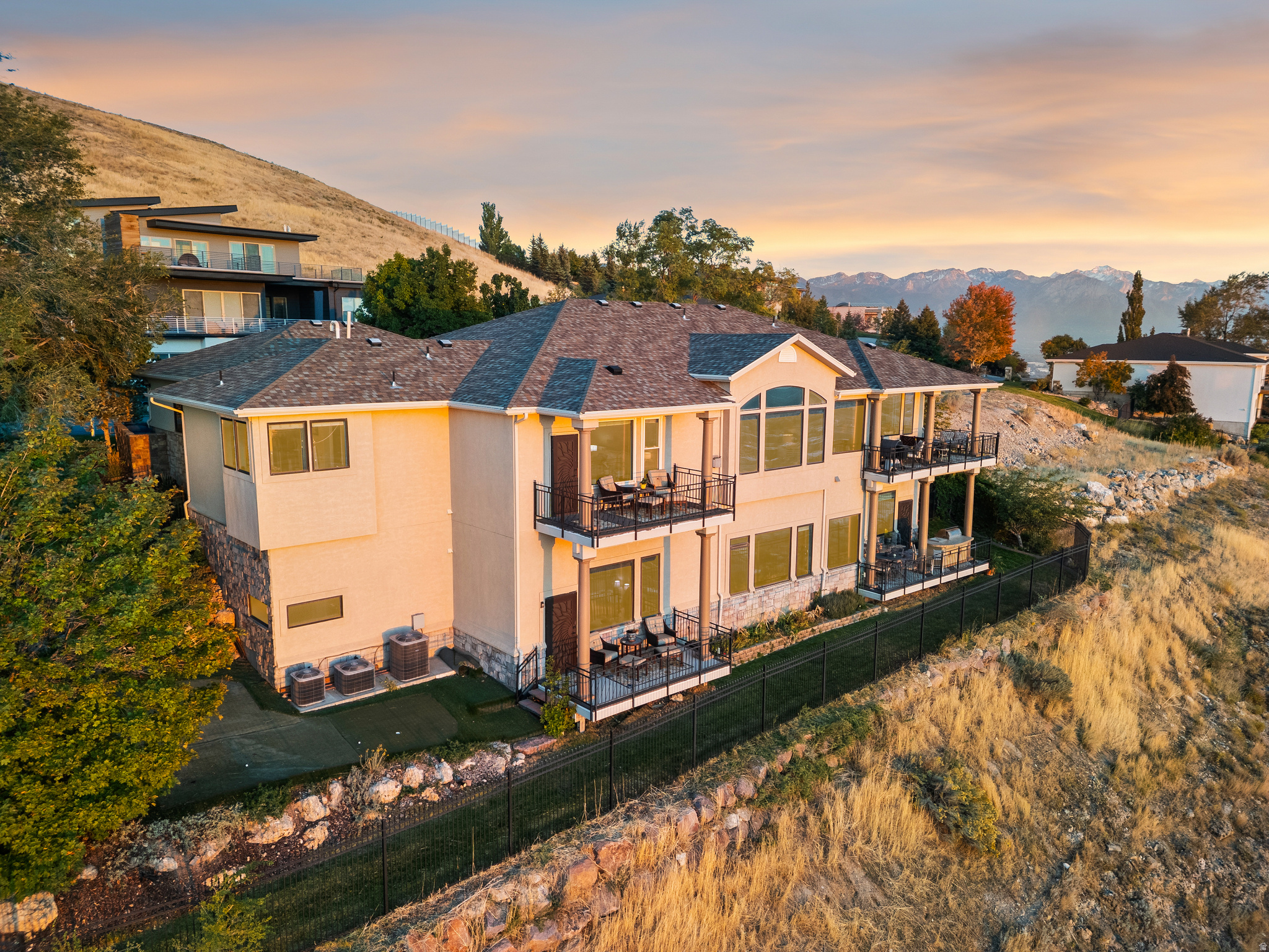 DORCHESTER POINTE PLAT A PUD - Residential
