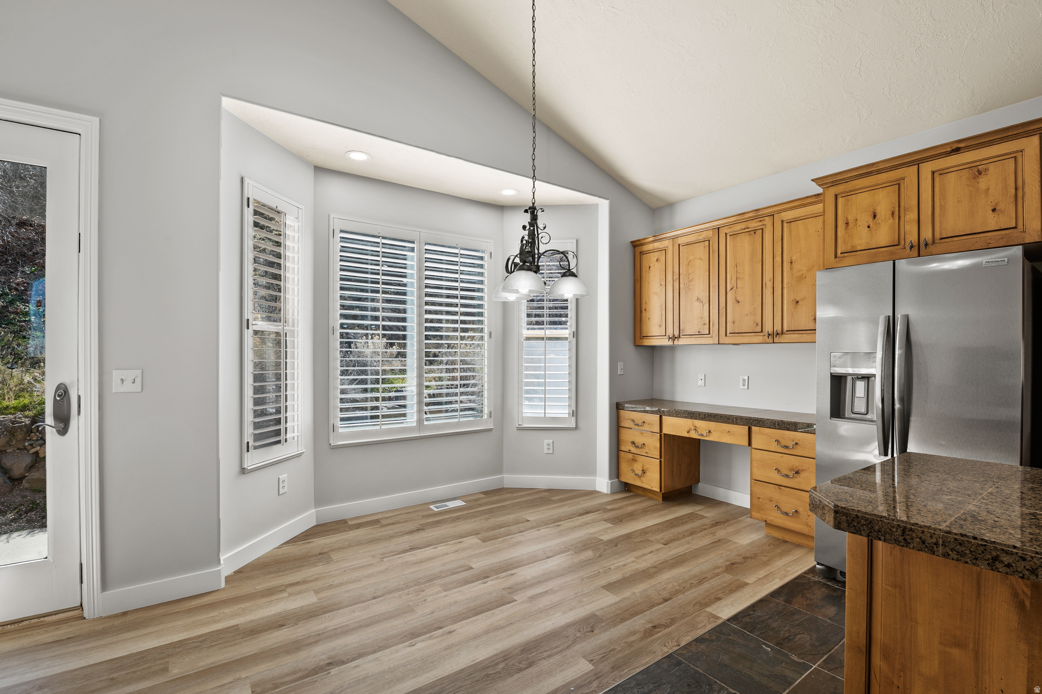 SOUTH MOUNTAIN - Residential Income