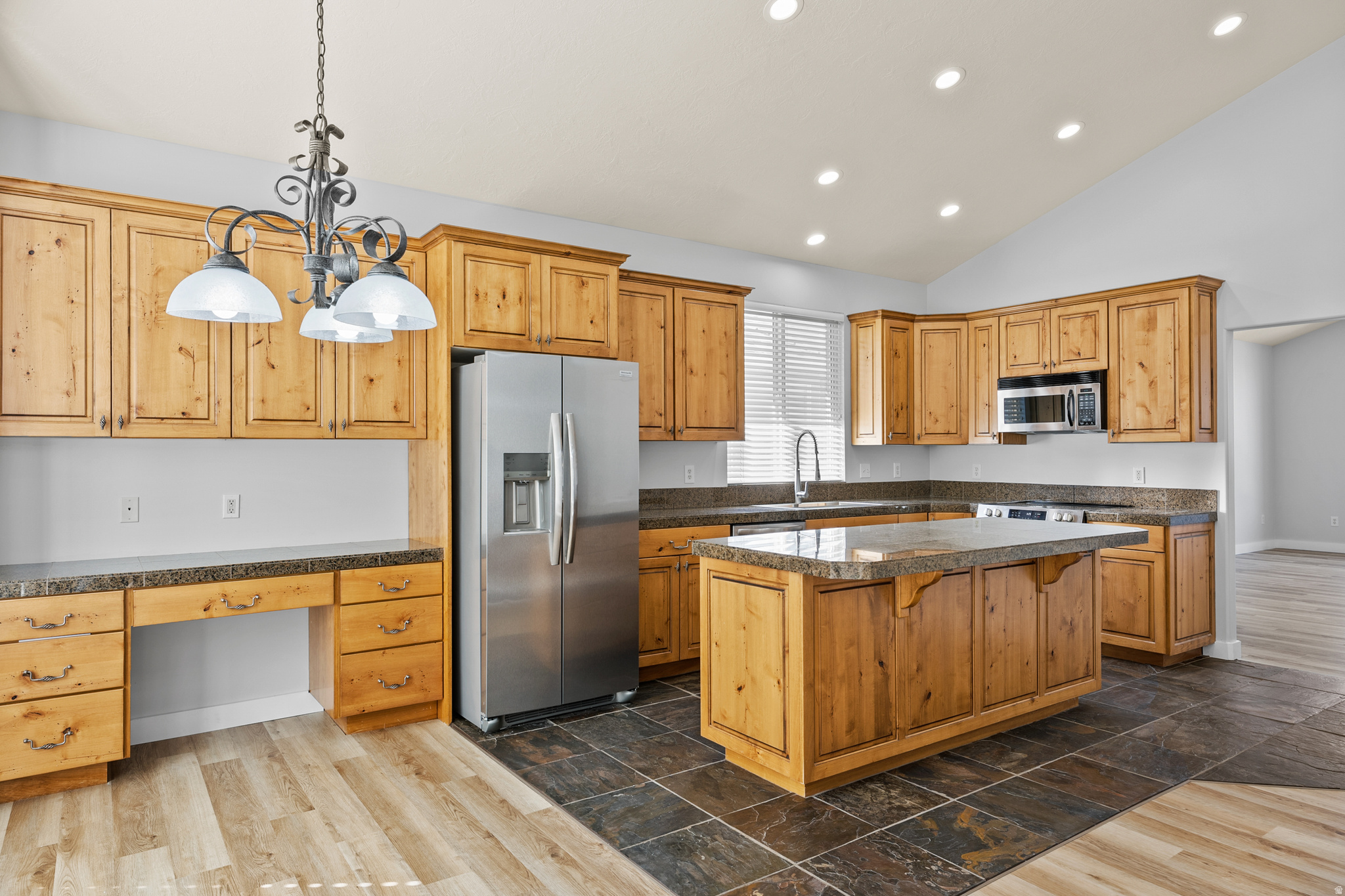 SOUTH MOUNTAIN - Residential Income