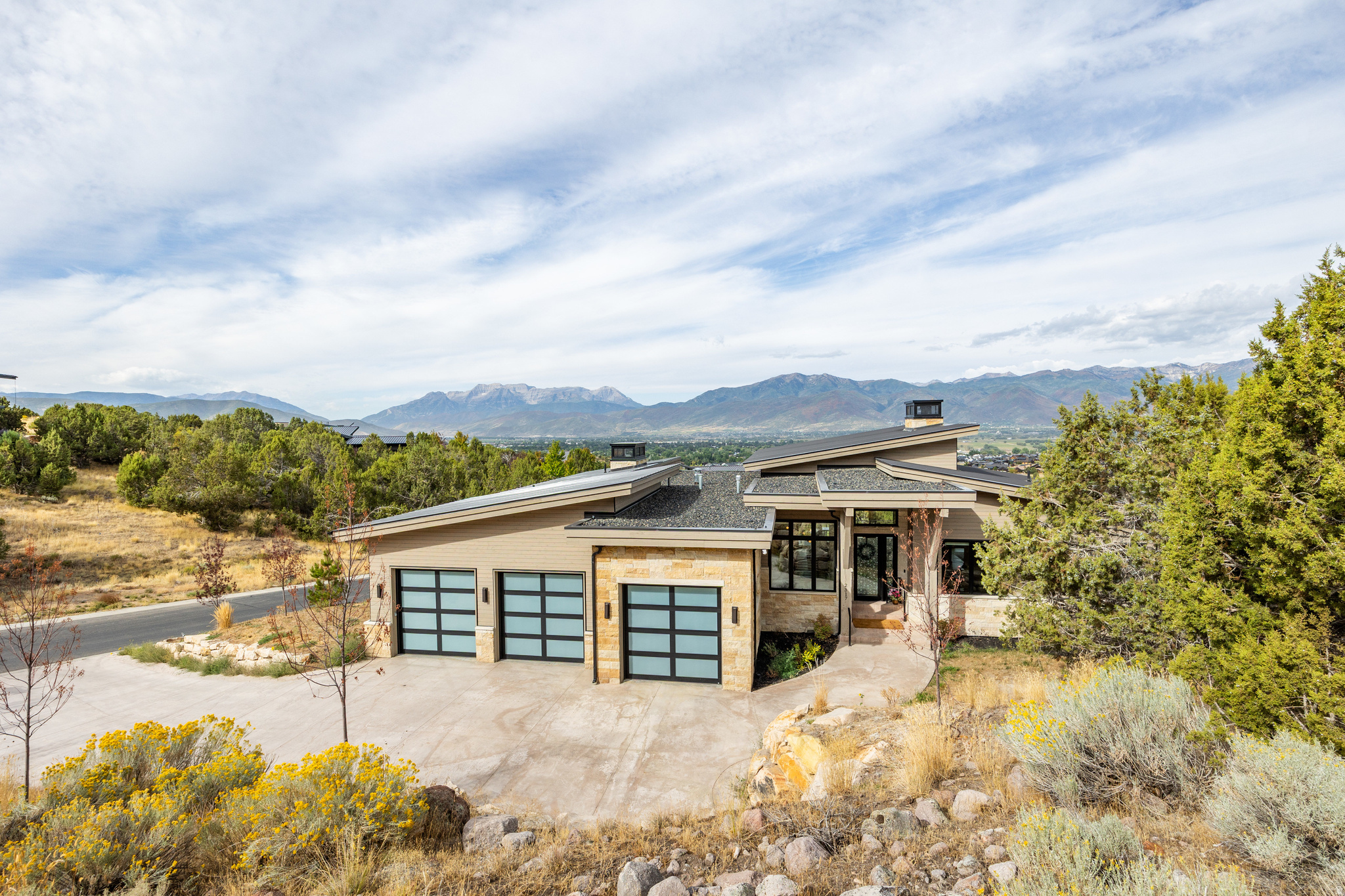RED LEDGES - Residential