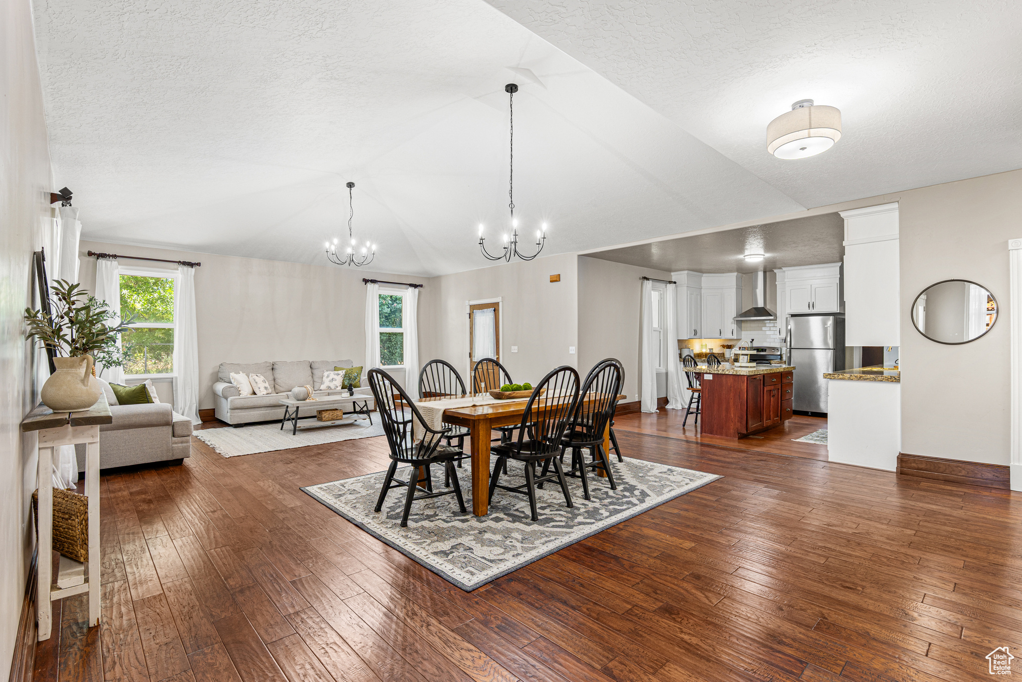 Mapleton, Utah 84664, United States, 3 Bedrooms Bedrooms, ,2 BathroomsBathrooms,Residential,Active,157752