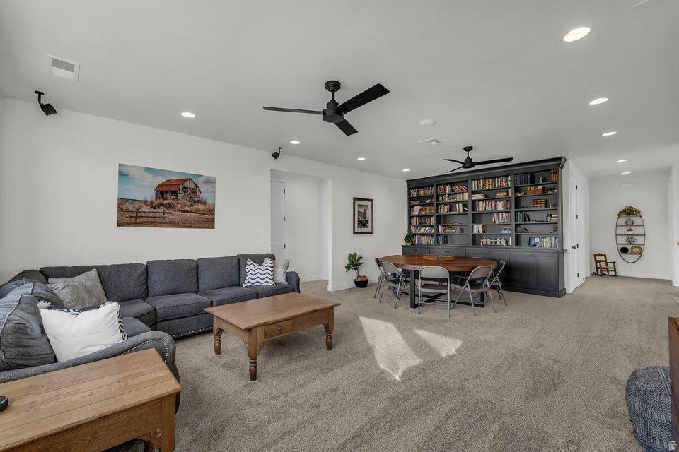 AUBURN HILLS PH 11 - Residential