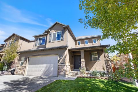 Photo of 16047 S TIMBER BROOK DR, Draper, UT 84020 (MLS # 2132684)