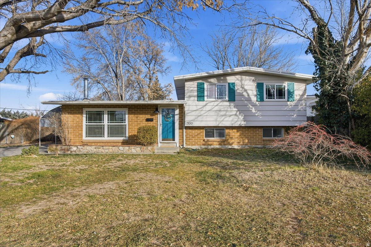 TAYLORSVILLE GARDENS #1 - Residential