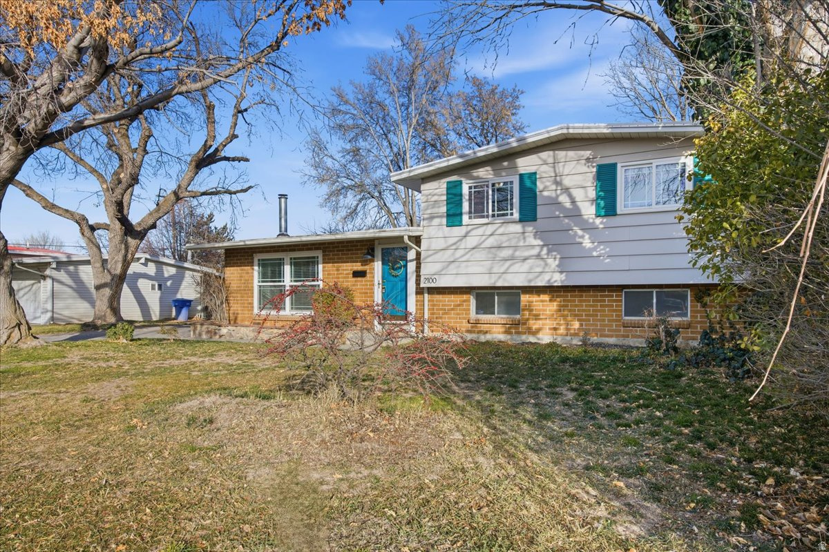 TAYLORSVILLE GARDENS #1 - Residential