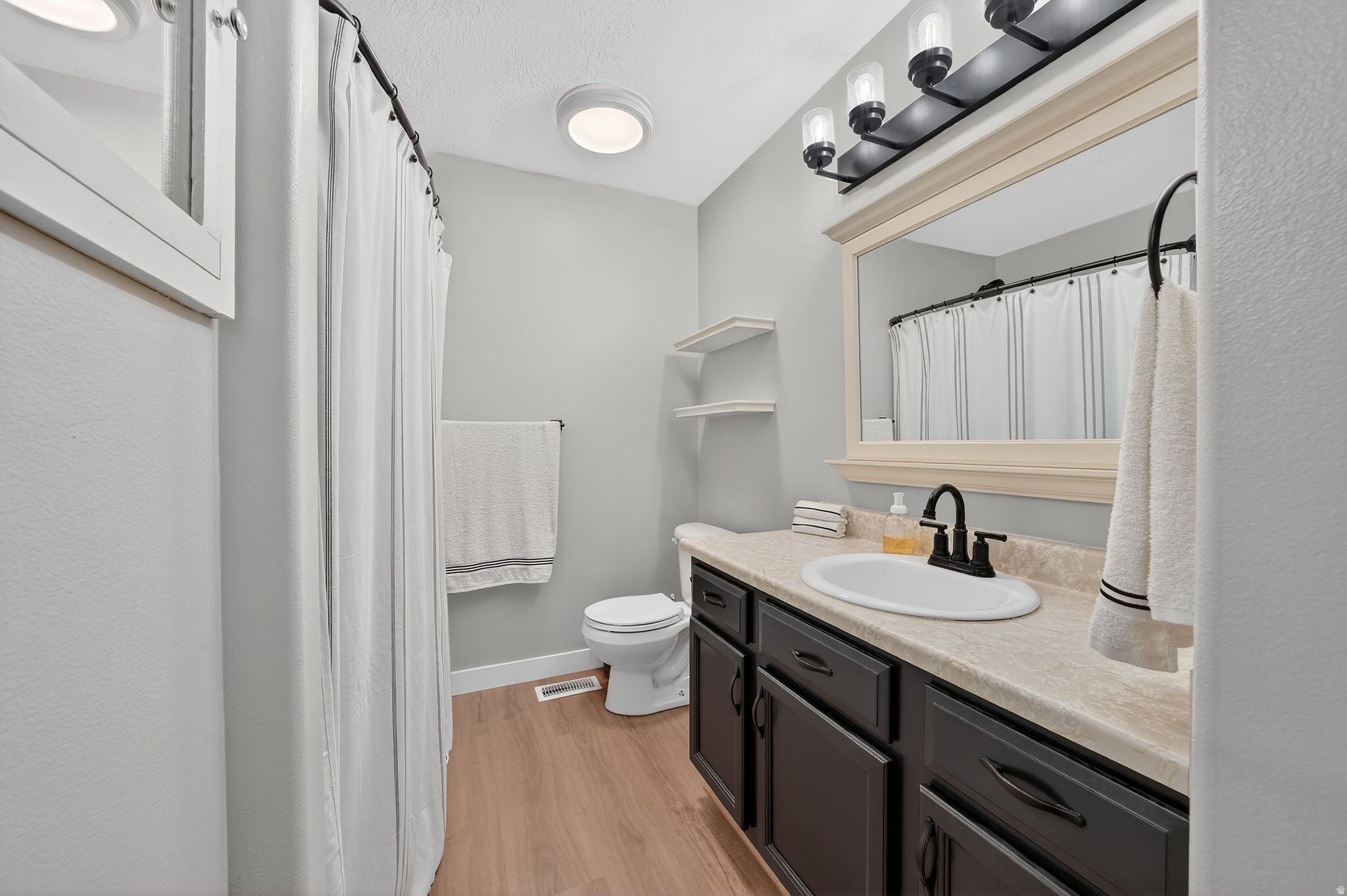 LANDING AT EAGLE MOUNTAIN - Residential